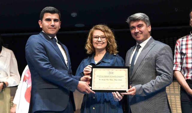 Uşak'ın Eğlenceli Sözlüğüm projesine ödül
