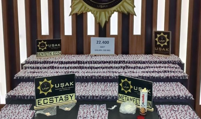 Uşak'ta 22 bin sentetik hap ve 249 gram metamfetamin ele geçirildi