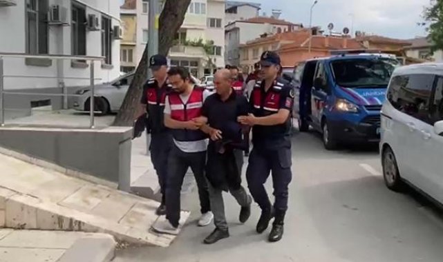 Uyuşturucu şüphelisi, yakalanmamak için şakağındaki beni aldırmış