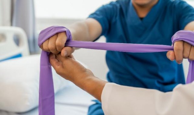 Uzmanı myastenia gravis hastalığına karşı uyardı: Kas güçsüzlüğüne dikkat