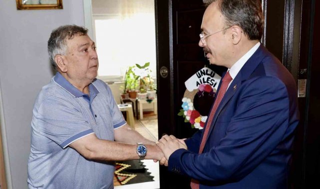 Vali Kızılkaya şehit ailesini yalnız bırakmadı