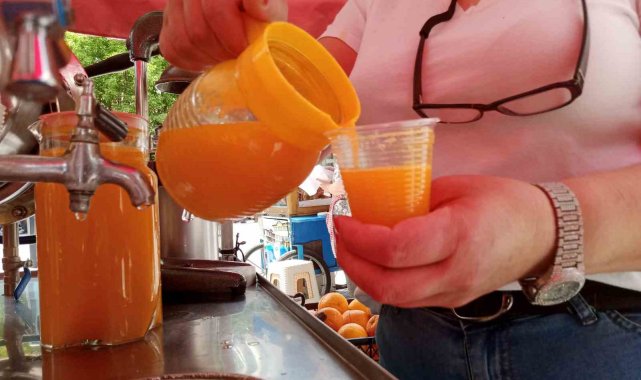 Yaz mevsiminin yaklaşmasıyla limonatacıların işleri açıldı