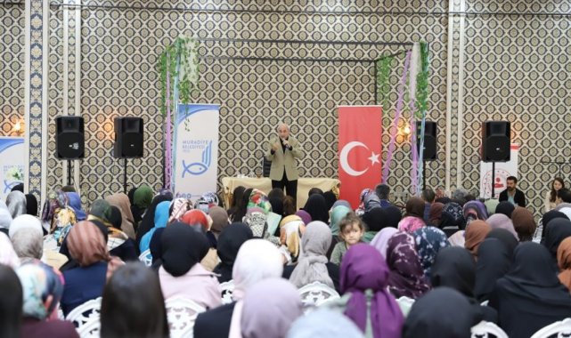Yazar Prof. Dr. Nurullah Genç sevenleriyle buluştu