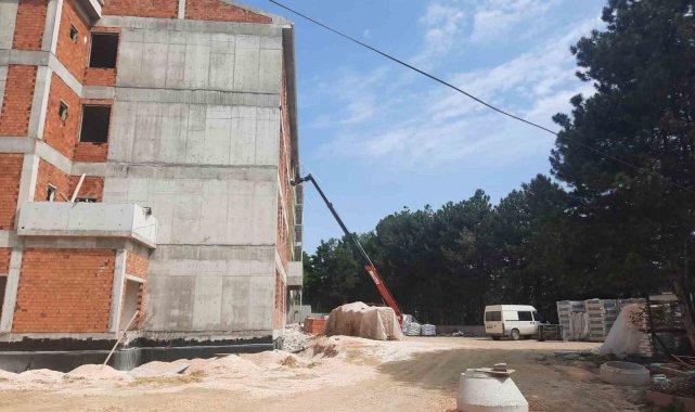 Zabıtadan sınav öncesi özverili çalışma