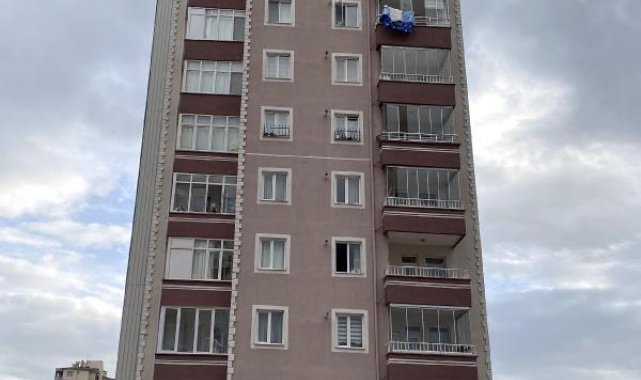 Zihinsel ve görme engelli Hacı, 3'üncü kattan düşerek hayatını kaybetti