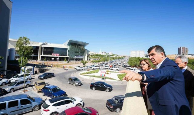 15 Temmuz otopark ve ticari ünite kompleksi tamamlandı