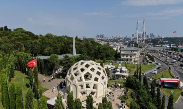 15 Temmuz Şehitler Makamı'na ziyaretler