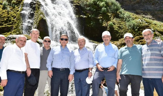 Abdullah Gül Kapuzbaşı Şelalelerini gezdi