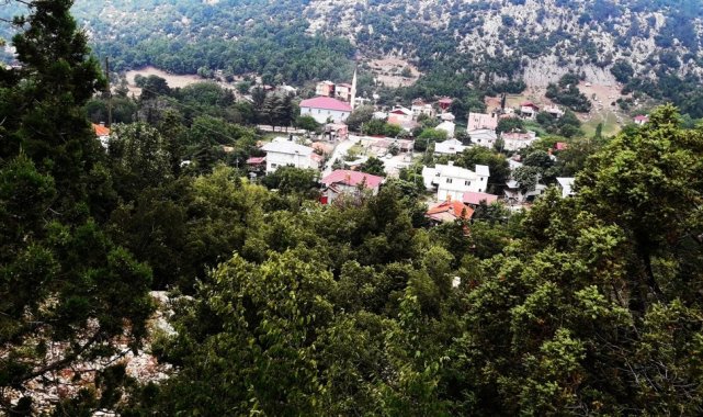 Adana Karaisalı'nın Etekli Mahallesinde su sıkıntısı