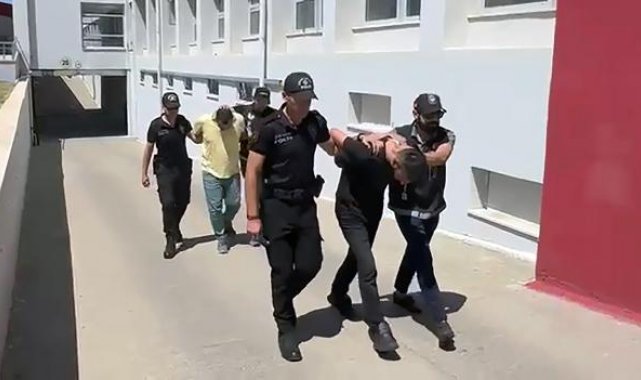 Adana'da 'torbacı' operasyonunda 2 tutuklama