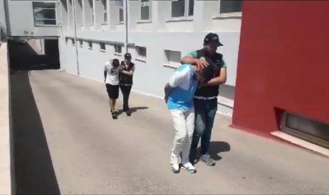 Adana'da 'torbacı' operasyonunda 2 tutuklama