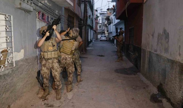 Adana'da DEAŞ operasyonu: Çok sayıda gözaltı var