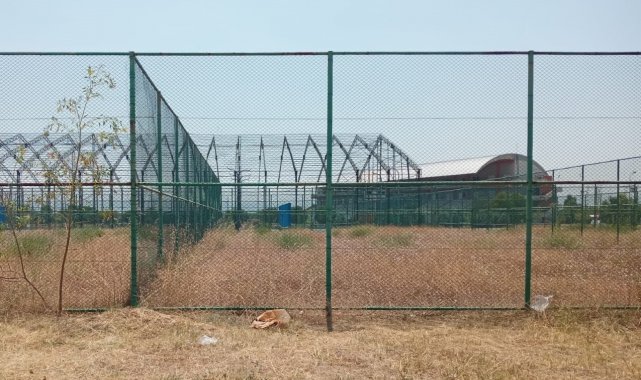 ADÜ sahipsiz kaldı, milyonluk yatırımlar çürümeye terk edildi