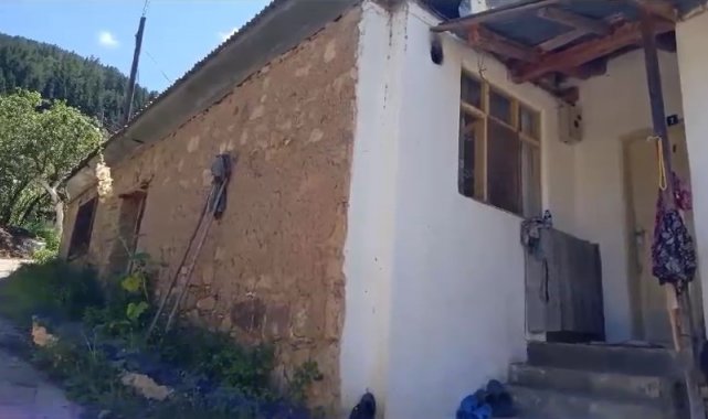 Akrabaların hayvan gübresi dökme kavgası cep telefonuna yansıdı