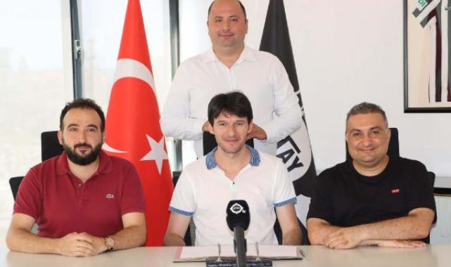 Altay'da İbrahim Akın imzayı attı