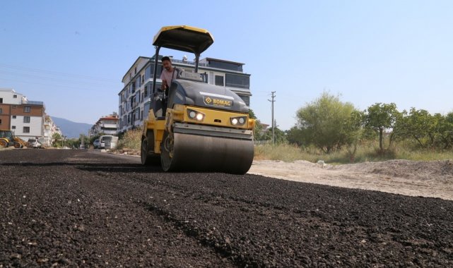 Altınkum'da asfalt çalışmalarına hız verildi