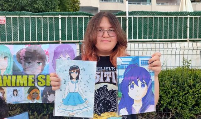 Anime karakterlerine hayat veren Ada Nur, resimlerini sergiledi- Yeniden