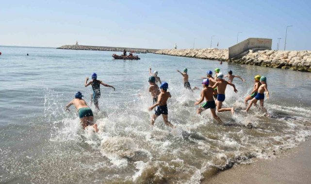 Aquatlon yarışlarında 64 sporcunun 45'i Yenişehir Belediyesi adına yarıştı