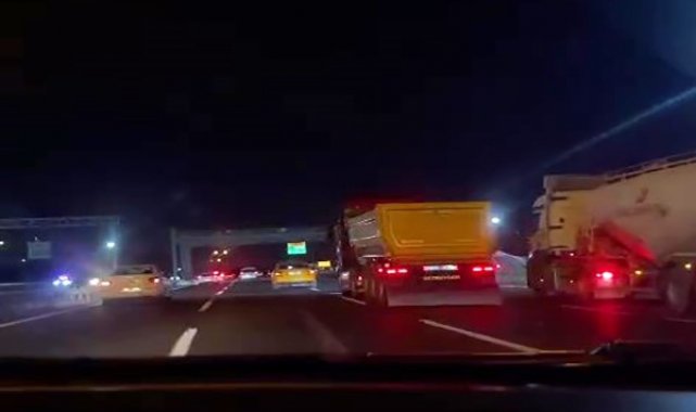 Ataşehir'de yarışırcasına hızla ilerleyen hafriyat kamyonu kamerada