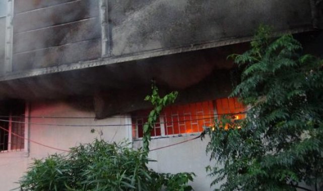 Avcılar'da mahallelinin yangın isyanı
