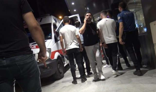 Avcılar'da sahneye çıkan Erkan Doğanay silahlı saldırıda ağır yaralandı