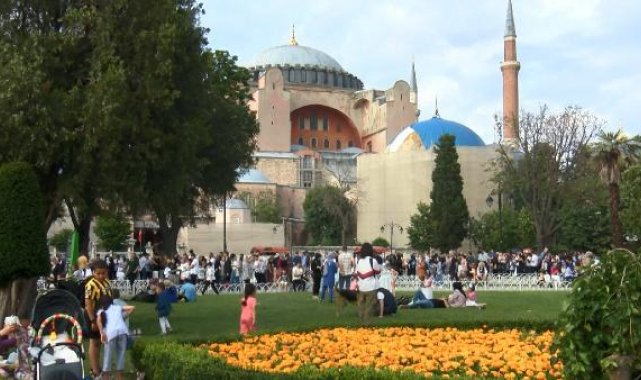 Ayasofya Camisi, 3 yılda 21 milyon ziyaretçi ağırladı