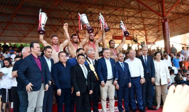 Bakan Bak: Antalya bölgesi bu yıl Kırkpınar'a daha hazırlıklı gelmiş