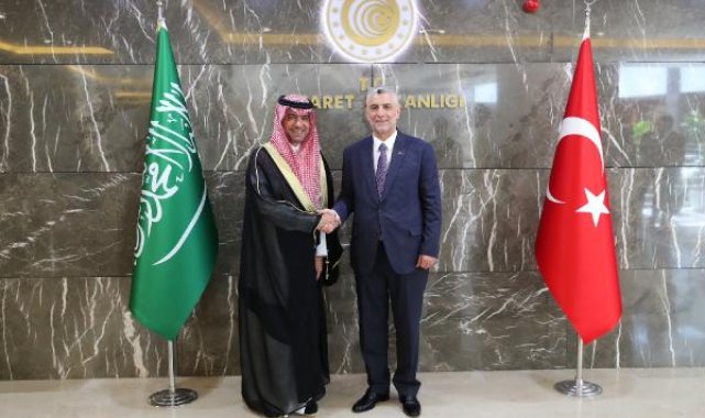 Bakan Bolat, Suudi Arabistanlı Bakan Majid Al-Hogail ile görüştü