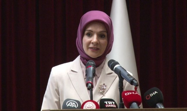 Bakan Göktaş: "Milletimiz gözünü kırpmadan hainlerin kullandığı tanklara, uçaklara, mermilere göğsünü siper etti"