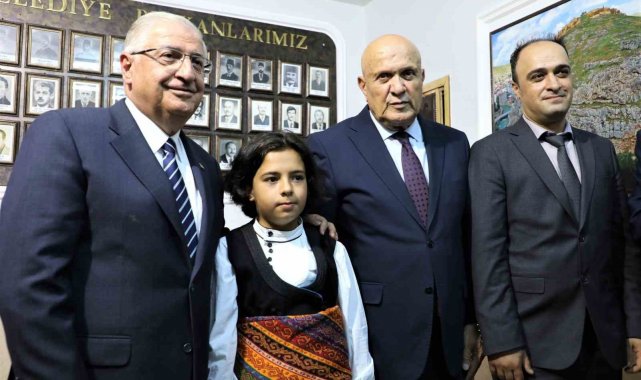 Bakan Güler'den Başkan Pekmezci'ye ziyaret