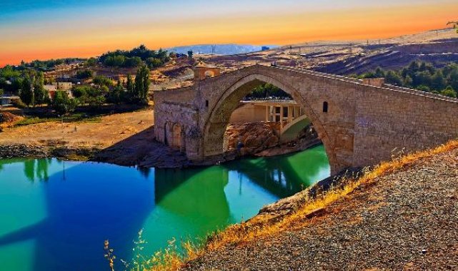 Bakanlık, tarihi köprüleri yeniliyor