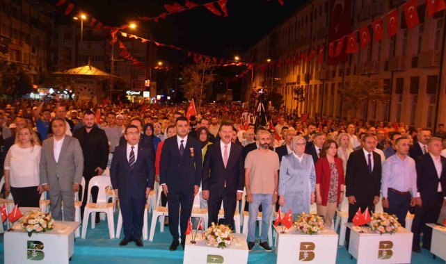 Balıkesir'de 15 Temmuz demokrasi nöbeti