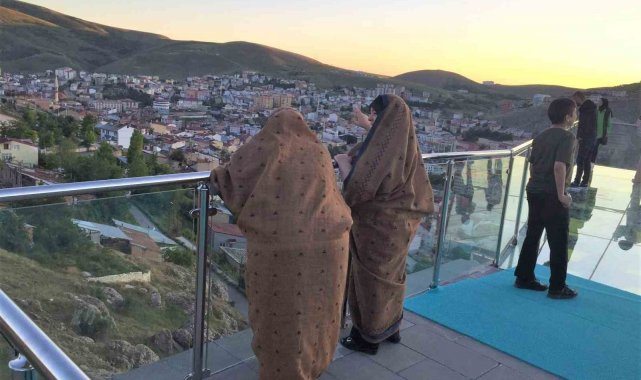 Bamsı Beyrek Seyir Terası ve zipline hizmete açıldı