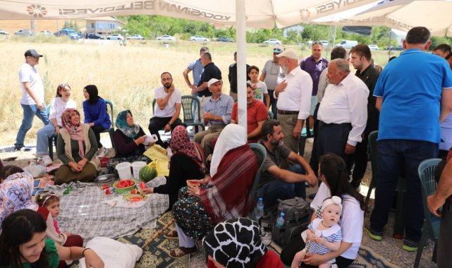 Başkan Çolakbayrakdar, hafta sonu Yüreğil Mahallesi'nde vatandaşlarla buluştu