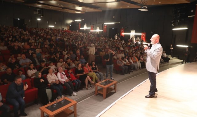 Başkan Çolakbayrakdar: "Her zaman yanında olduğumuz gençler için ne yapsak azdır"