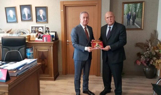 Başkan Pekmezci, Ankara'da temaslarda bulundu