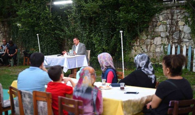 Başkan Vidinlioğlu, vatandaşların taleplerini dinledi