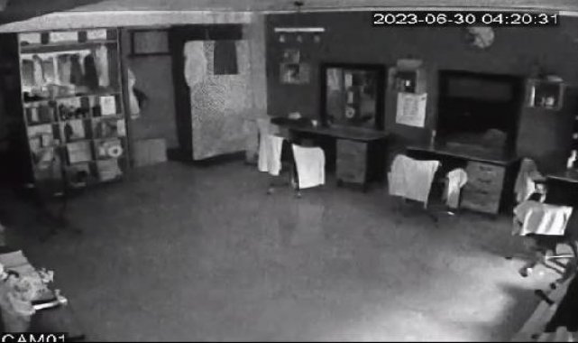 - Bayrampaşa'da kuaför dükkanına molotofkokteylli saldırı