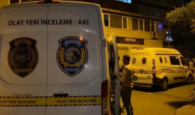 Beyoğlu'nda binanın bahçesindeki patlama polisi harekete geçirdi