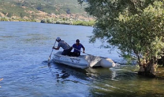 Bingöl'de baraj kapakları açıldı, 3 piknikçi mahsur kaldı