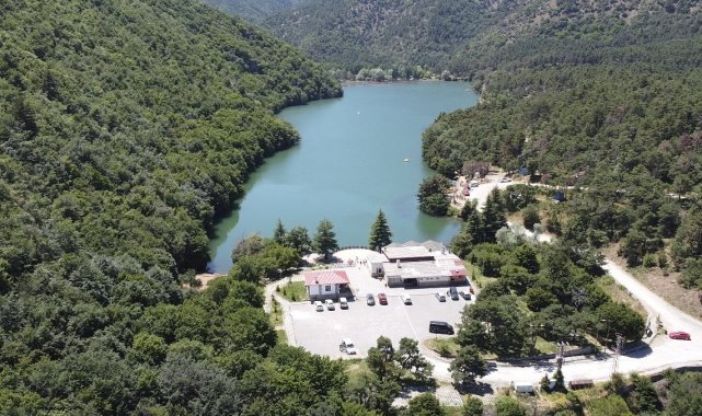 Boraboy Gölü'ne ziyaretçi akını