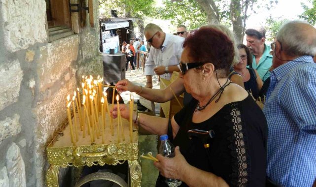 Bozcaada'da Aya Paraskevi Günü ayini