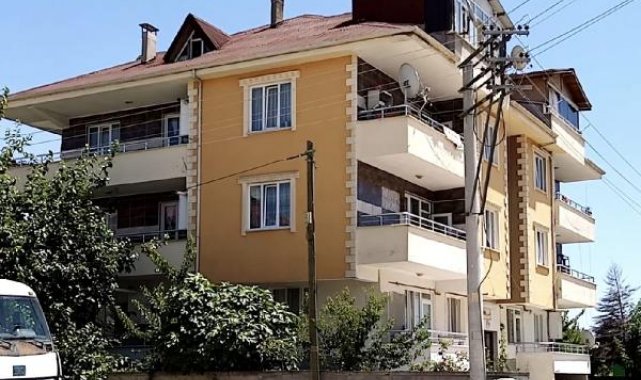 Bursa'da, balkondan düşen 2 yaşındaki Mert, yaralandı