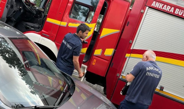 Cami kubbesine sıkışan leyleği itfaiye ekipleri kurtardı