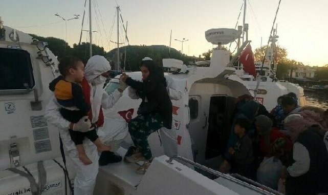 Çanakkale'de 45 kaçak göçmen kurtarıldı
