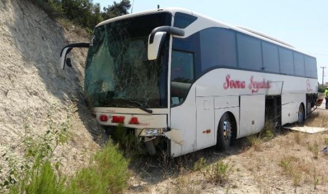 Çanakkale'de yolcu otobüsü şarampole düştü: 5 yaralı