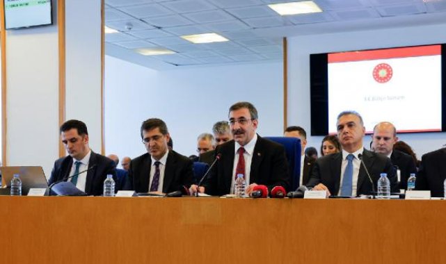 Cevdet Yılmaz: Enflasyonu düşürmek için mücadelemizi kararlılıkla sürdürüyoruz