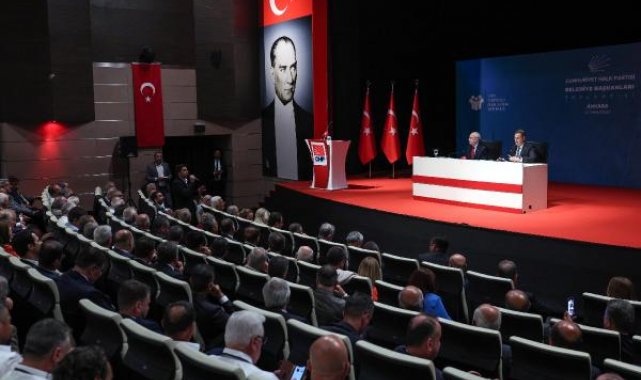 CHP'de tartışmalı çevrimiçi toplantıdan sonra ilk toplantı