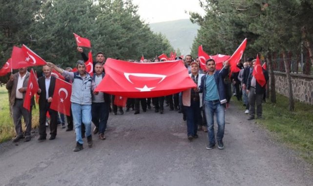 Çıldır 15 Temmuz'da yürekler tek oldu