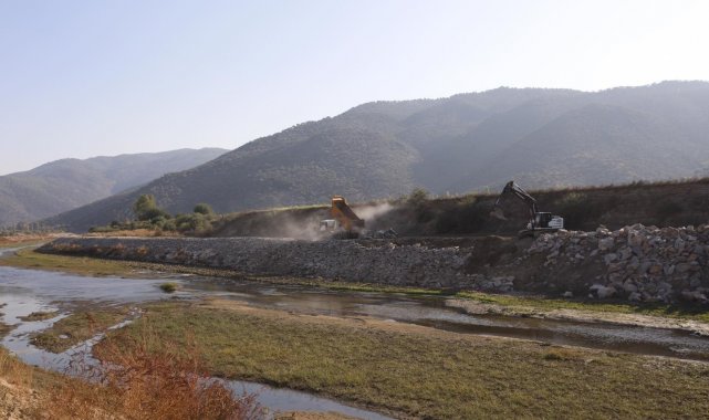 Çine Çayı ıslah çalışmalarının yıl sonuna kadar tamamlanacağı açıklandı
